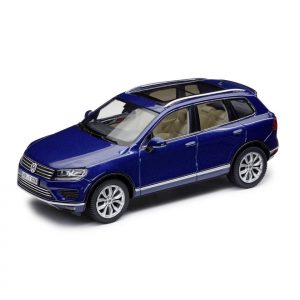 Модель в миниатюре 1:43 Volkswagen Touareg, Reef Blue Metallic