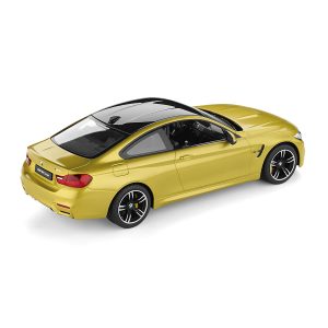 Миниатюрная модель BMW M4 Coupe, Yellow, масштаб 1:18