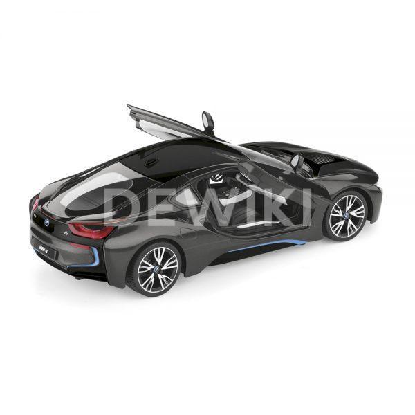 Радиоуправляемая модель BMW i8 RC в масштабе 1:14 Радиоуправляемая модель BMW i8 RC в масштабе 1:14