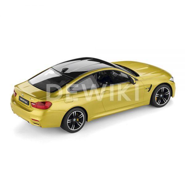 Радиоуправляемая модель BMW M4 Coupe RC в масштабе 1:14 Радиоуправляемая модель BMW M4 Coupe RC в масштабе 1:14