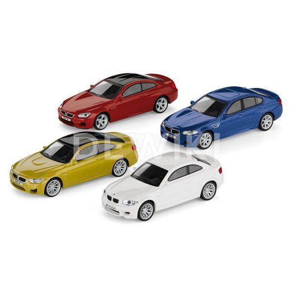 Миниатюрная модель BMW М серий, 4 цвета, масштаб 1:64 Миниатюрная модель BMW М серий, 4 цвета, масштаб 1:64