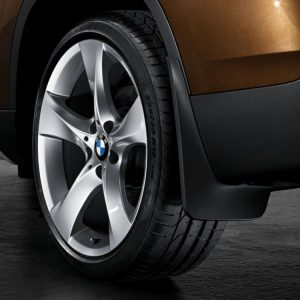 Брызговики передние BMW E84 X1 Брызговики передние BMW E84 X1