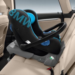 Детское кресло BMW Baby Seat группа 0+, Black/Blue Детское кресло BMW Baby Seat группа 0+, Black/Blue
