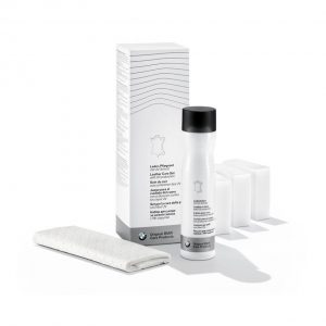 Комплект для ухода за кожей BMW с защитой от ультрафиолетовых лучей Комплект для ухода за кожей BMW с защитой от ультрафиолетовых лучей