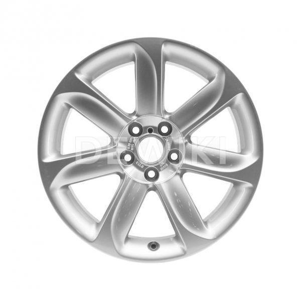 Алюминиевый литой диск R18 в 7-спицевом дизайне Audi, Brilliant Silver, 9,0J x 18 ET52 Алюминиевый литой диск R18 в 7-спицевом дизайне Audi, Brilliant Silver, 9,0J x 18 ET52