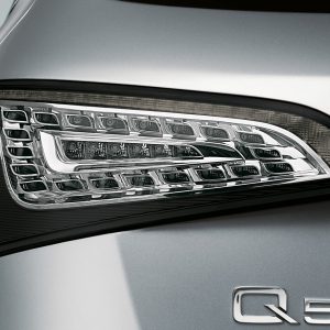 Светодиодные задние фонари Audi Q5, прозрачное стекло Светодиодные задние фонари Audi Q5, прозрачное стекло