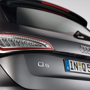 Светодиодные задние фонари Audi Q5 с 2012 года, прозрачное стекло