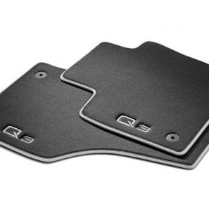 Комплект велюровых ковриков Audi Q3 (8U), контрастная надпись