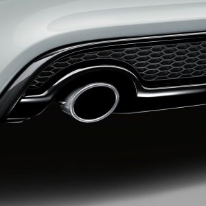 Спортивная насадка на выхлопную трубу Audi A4 / A5, для автомобилей с левой одинарной выхлопной трубой, 1.4 TFSI, 2.0 TDI Спортивная насадка на выхлопную трубу Audi A4 / A5, для автомобилей с левой одинарной выхлопной трубой, 1.4 TFSI, 2.0 TDI