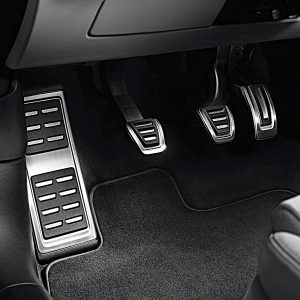 Накладки на педали Audi A4 (8W/B9), A5 (T5/B9), для МКПП с опорой для ноги Накладки на педали Audi A4 (8W/B9), A5 (T5/B9), для МКПП с опорой для ноги