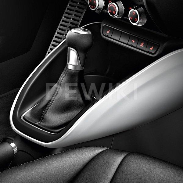 Декоративные накладки для центральной консоли Audi A1, белый ледник Декоративные накладки для центральной консоли Audi A1, белый ледник