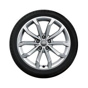 Зимнее колесо в сборе 245/40 R18 97V Pirelli Winter Sottozero3 AO Левое Зимнее колесо в сборе 245/40 R18 97V Pirelli Winter Sottozero3 AO Левое