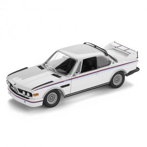 Миниатюрная BMW 3.0 CSL (1971) Heritage Edition, White, масштаб 1:18 Миниатюрная BMW 3.0 CSL (1971) Heritage Edition, White, масштаб 1:18