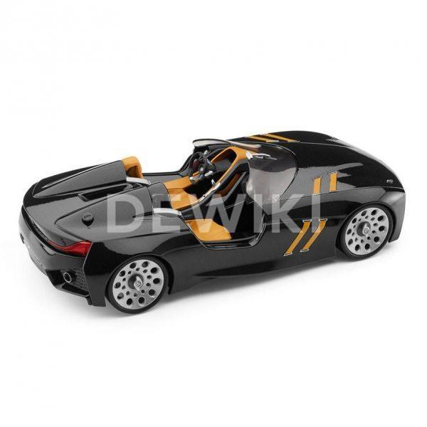 Миниатюрная модель BMW 328 Hommage, Black, масштаб 1:18 Миниатюрная модель BMW 328 Hommage, Black, масштаб 1:18