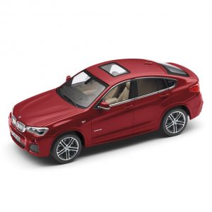 Миниатюрная модель BMW X4, Melbourne Red, масштаб: 1:43 Миниатюрная модель BMW X4, Melbourne Red, масштаб: 1:43