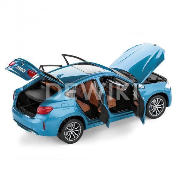 Миниатюрная модель BMW X6 M, Long Beach Blue, масштаб 1:18 Миниатюрная модель BMW X6 M, Long Beach Blue, масштаб 1:18
