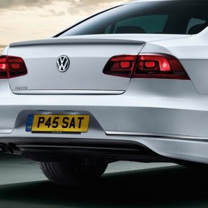 Спойлер крышки багажника Volkswagen Passat (B7) Спойлер крышки багажника Volkswagen Passat (B7)