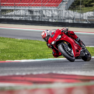 Обновление кода неисправности Ducati Traction и Wheelie Control Evo 1299 Panigale