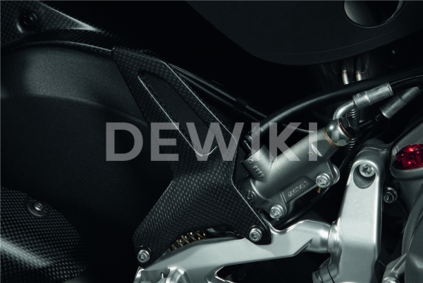 Карбоновый защитный кожух для подножек Ducati 899 / 959 / 1199 / 1299 / V2 Panigale
