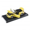 Миниатюрная модель BMW M4 Кабриолет (F83), Austin Yellow, масштаб 1:18 Миниатюрная модель BMW M4 Кабриолет (F83), Austin Yellow, масштаб 1:18