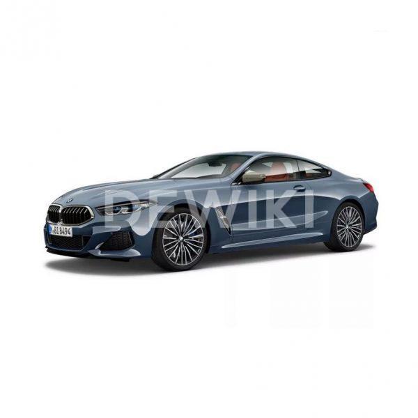 Миниатюрная  модель BMW 8 Series Coupe, Barcelona Blue Metallic, масштаб 1:18