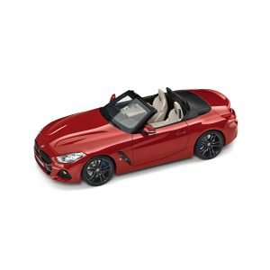 Миниатюрная модель BMW Z4 Roadster (mod.G29), San Francisco Red, масштаб 1:18 Миниатюрная модель BMW Z4 Roadster (mod.G29), San Francisco Red, масштаб 1:18