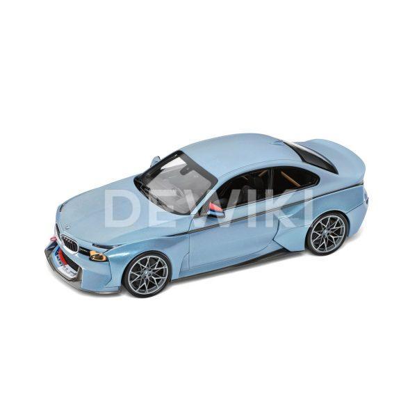 Миниатюрная модель BMW 2002 Hommage, Ice Blue, масштаб 1:18 Миниатюрная модель BMW 2002 Hommage, Ice Blue, масштаб 1:18