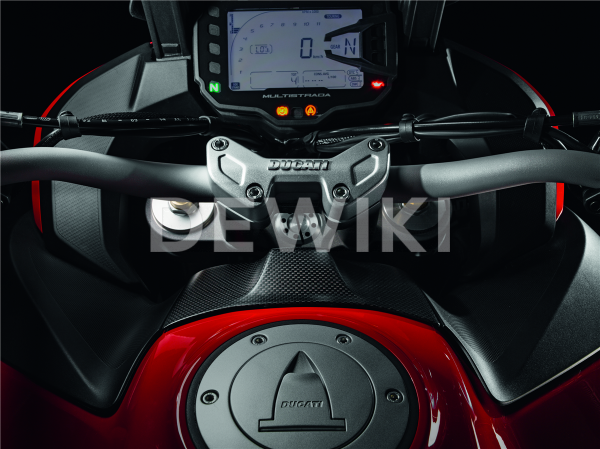 Карбоновая крышка громкой связи Ducati Multistrada 1200 / Enduro