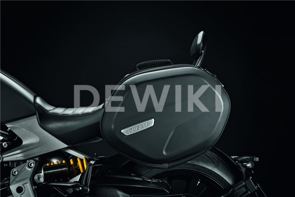 Пара полужестких боковых сумок Ducati Diavel Пара полужестких боковых сумок Ducati Diavel