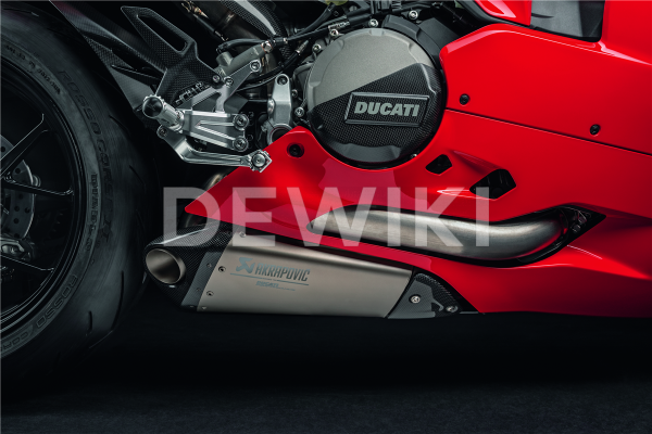 Титановая гоночная выхлопная система Akrapovic Ducati Corse Panigale V2