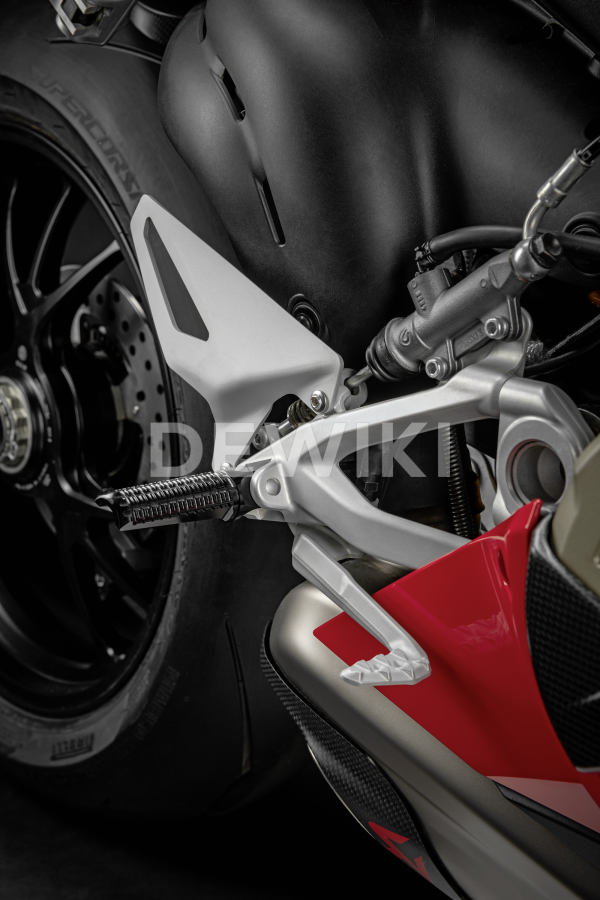 Алюминиевые подножки Ducati Panigale V2 / V4 / Streetfighter V4, Black
