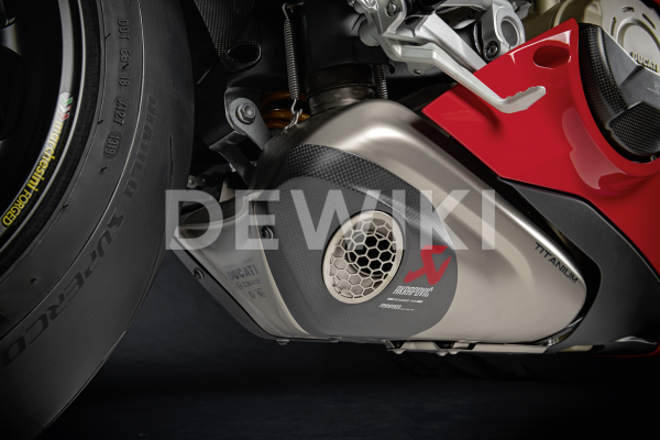 Титановый глушитель Akrapovic Ducati Panigale V4 / Streetfighter V4