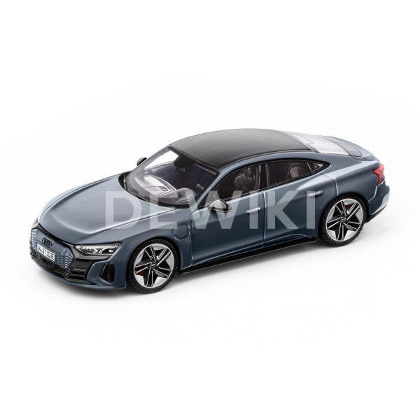 Модель в миниатюре Audi e-tron GT, Kemora Grey, масштаб 1:43