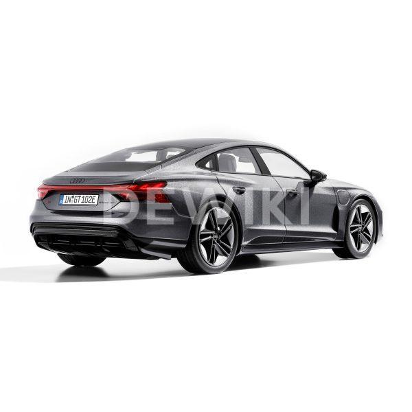 Модель в миниатюре Audi RS e-tron GT, Daytona Grey, масштаб 1:18 Модель в миниатюре Audi RS e-tron GT, Daytona Grey, масштаб 1:18