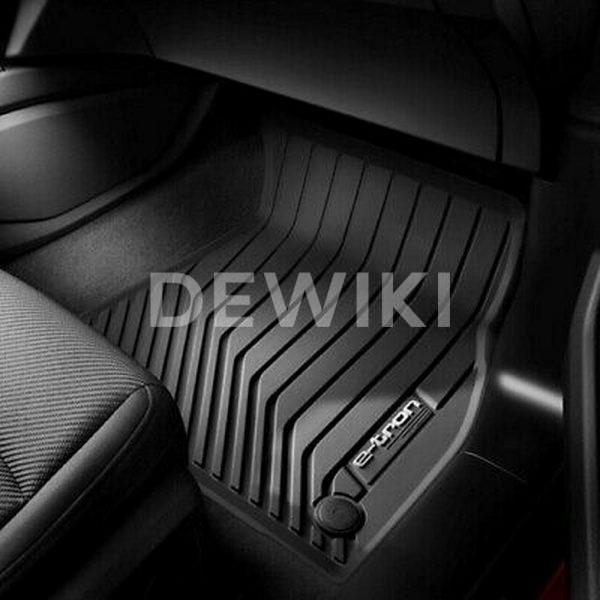 Резиновые передние коврики Audi e-tron, белая надпись